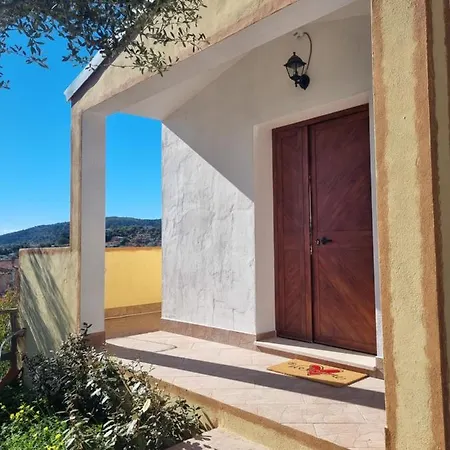 Martina's Place شقة *